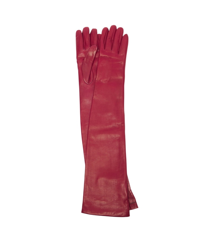 Photo: Nour Hammour Leather gloves