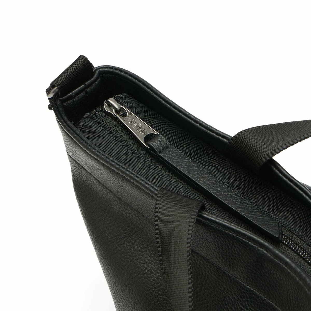 Eastpak x Egonlab Tote Bag - Small in Black 