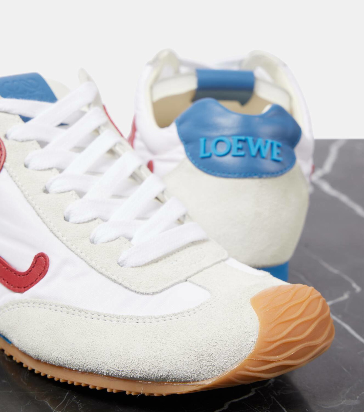 VIP【関税送料無料】希少 Loewe Ballet Runner Top Sneakers Ballet Runner 2.0 high-top in nylon and calfskin Multicolor