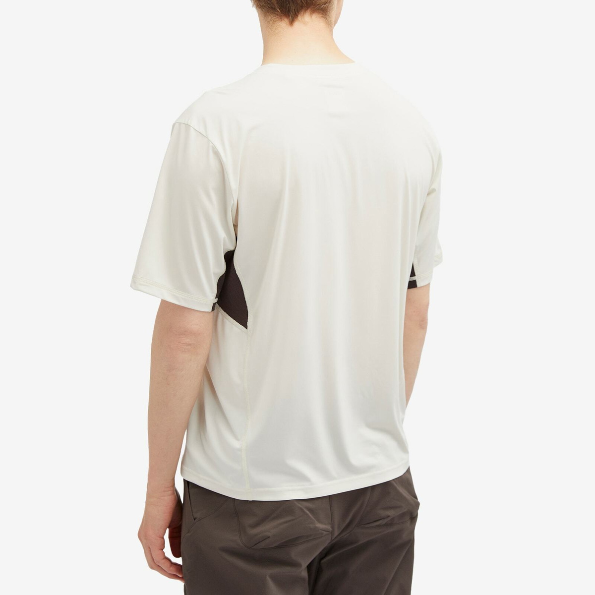 Rapha Men's Roadwear Tech T-Shirt in Off-White/Black