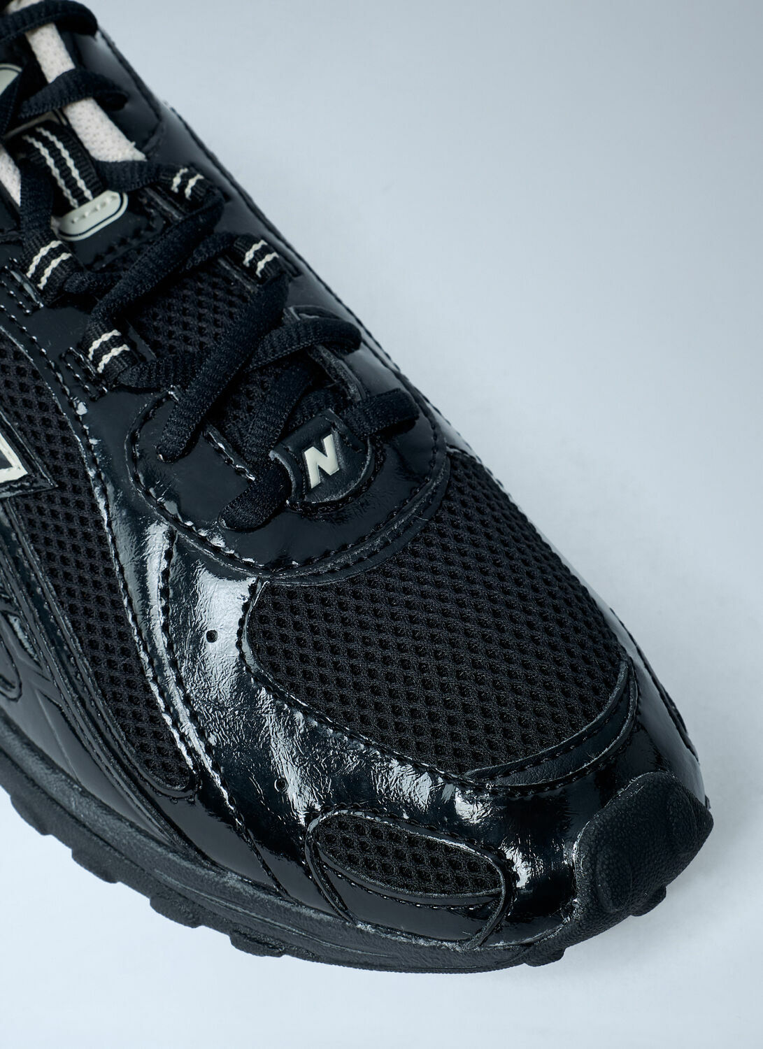 New Balance 204L Sneakers
