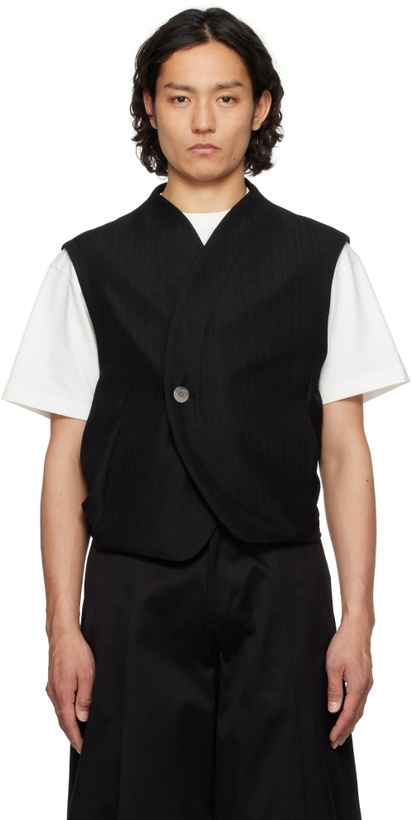 Photo: ADER error Black Product. 25 Vest