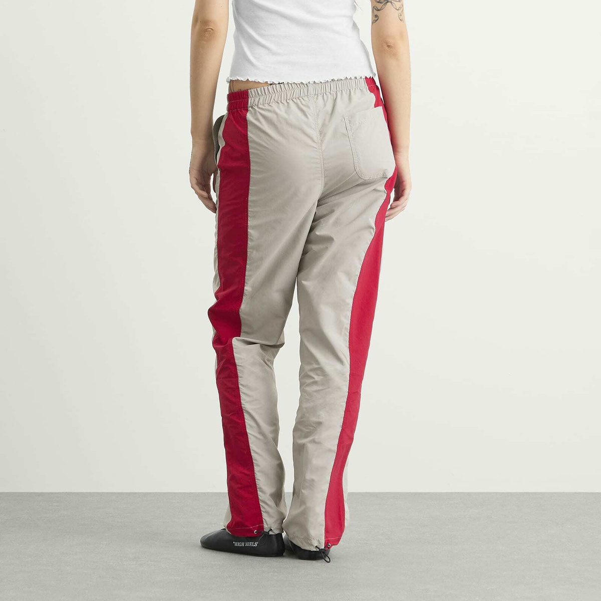 Gimaguas Women's Tyler Trousers in Grey/Red