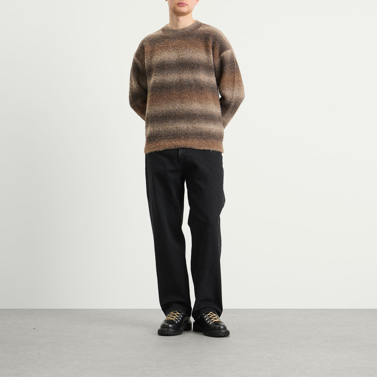 FrizmWORKS Men's Gradiation Boucle Knit Sweater in Brown