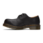 Dr. Martens Black 1925 Derbys