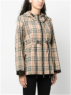 BURBERRY - Check Motif Hooded Jacket