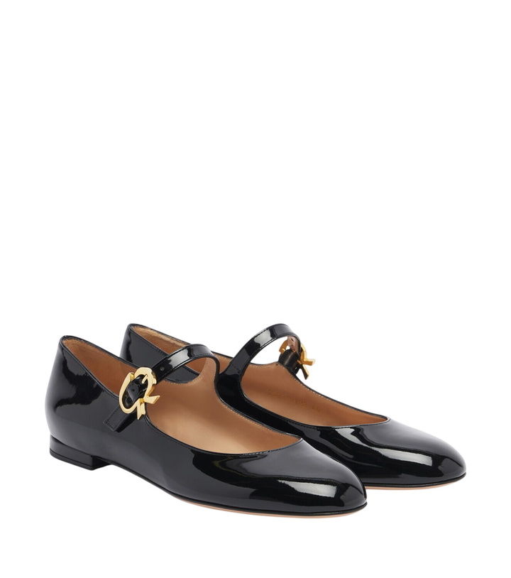 Photo: Gianvito Rossi Mary Ribbon patent leather Mary Jane flats