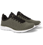 APL Athletic Propulsion Labs - Techloom Phantom Mesh Sneakers - Army green