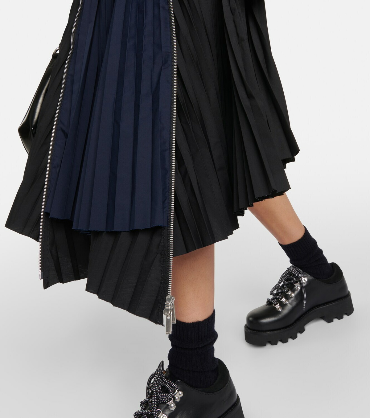 Pleated jersey midi skirt in green - Sacai | Mytheresa