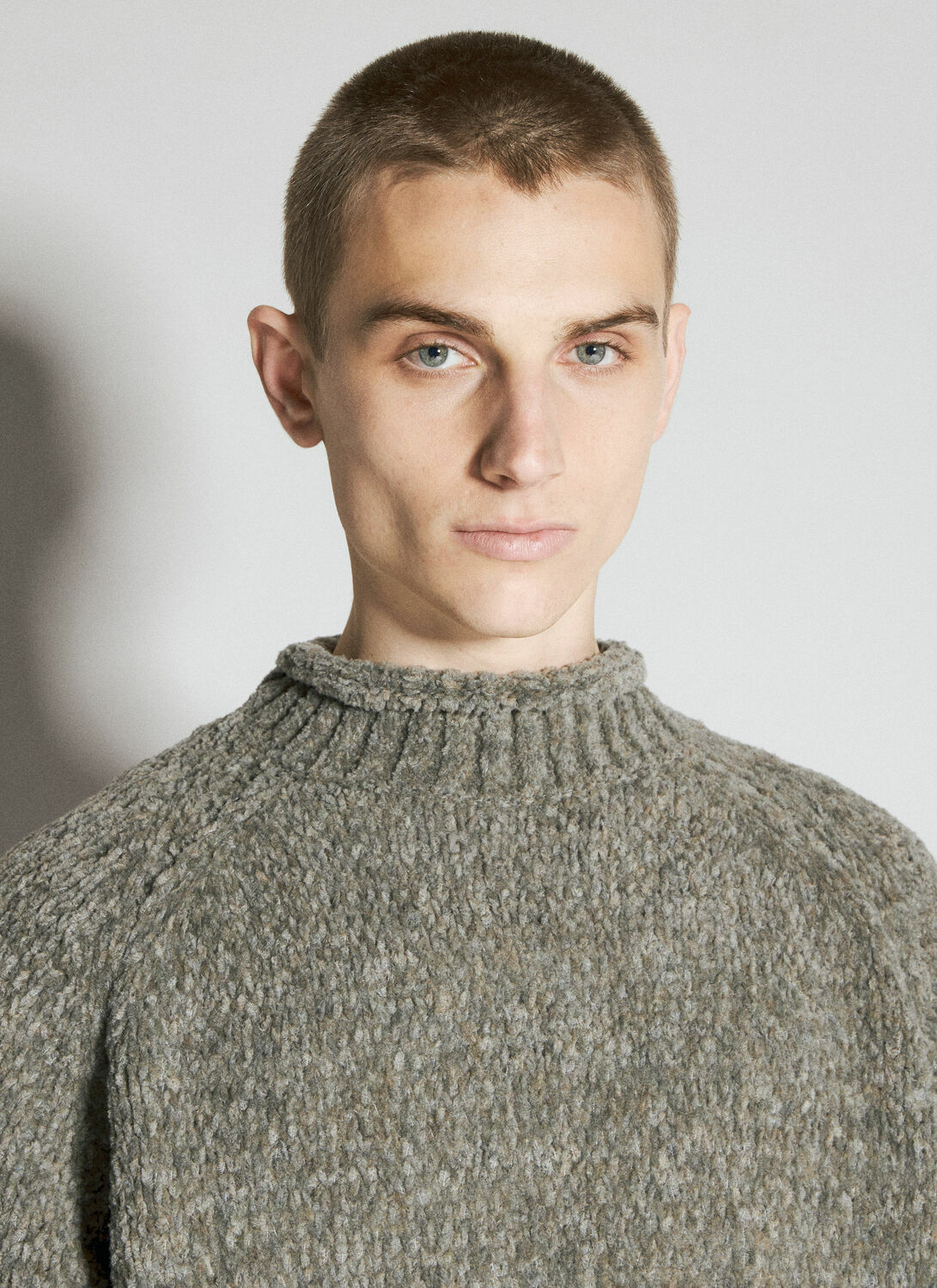 UNDERCOVER High Neck Sweater