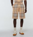 Burberry - Weaver silk and wool checked shorts