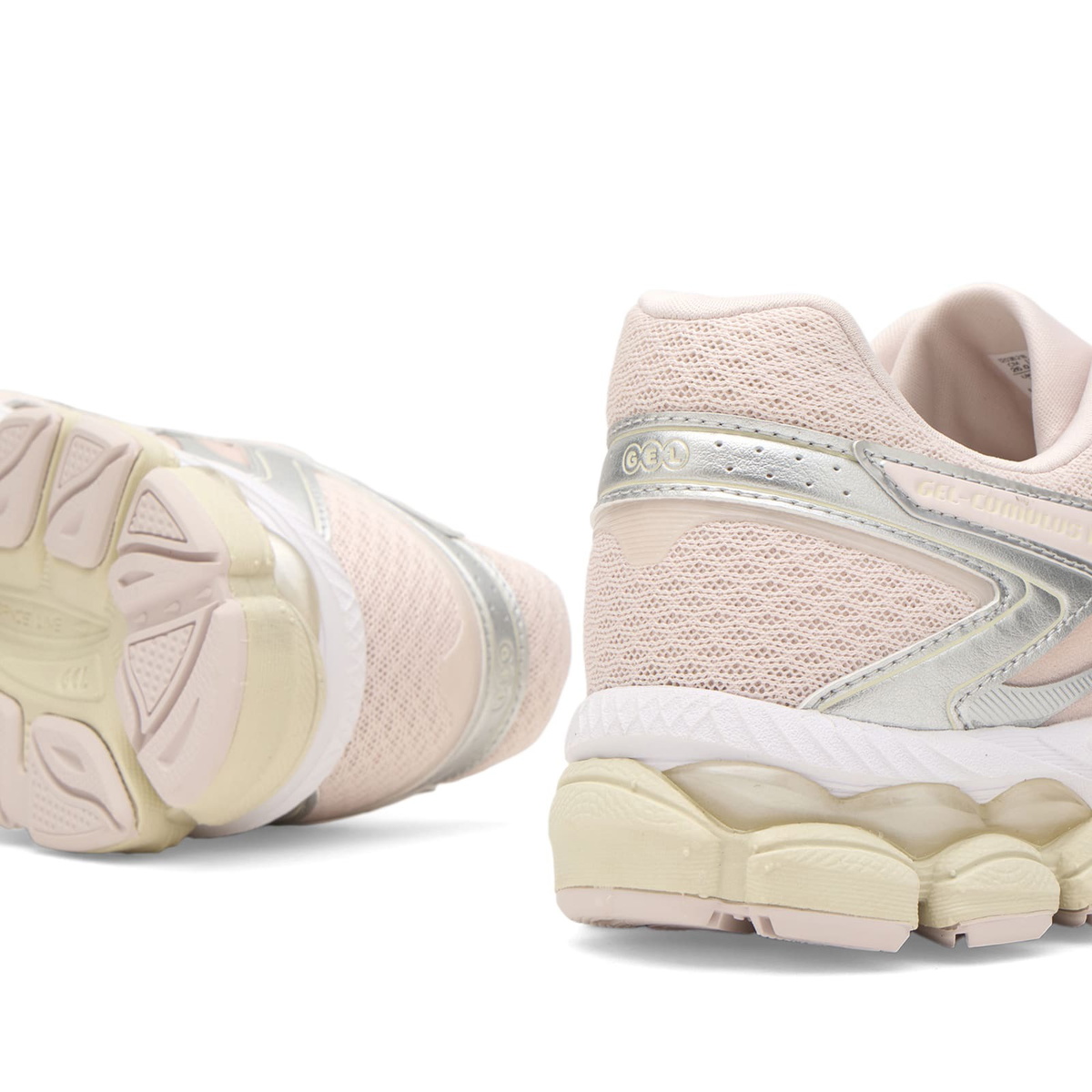 Asics Women's GEL-CUMULUS 16 Sneaker in Pink Cloud/Pure Silver