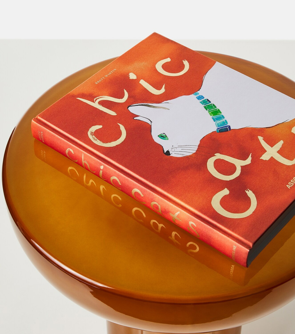 Assouline Chic Cats book
