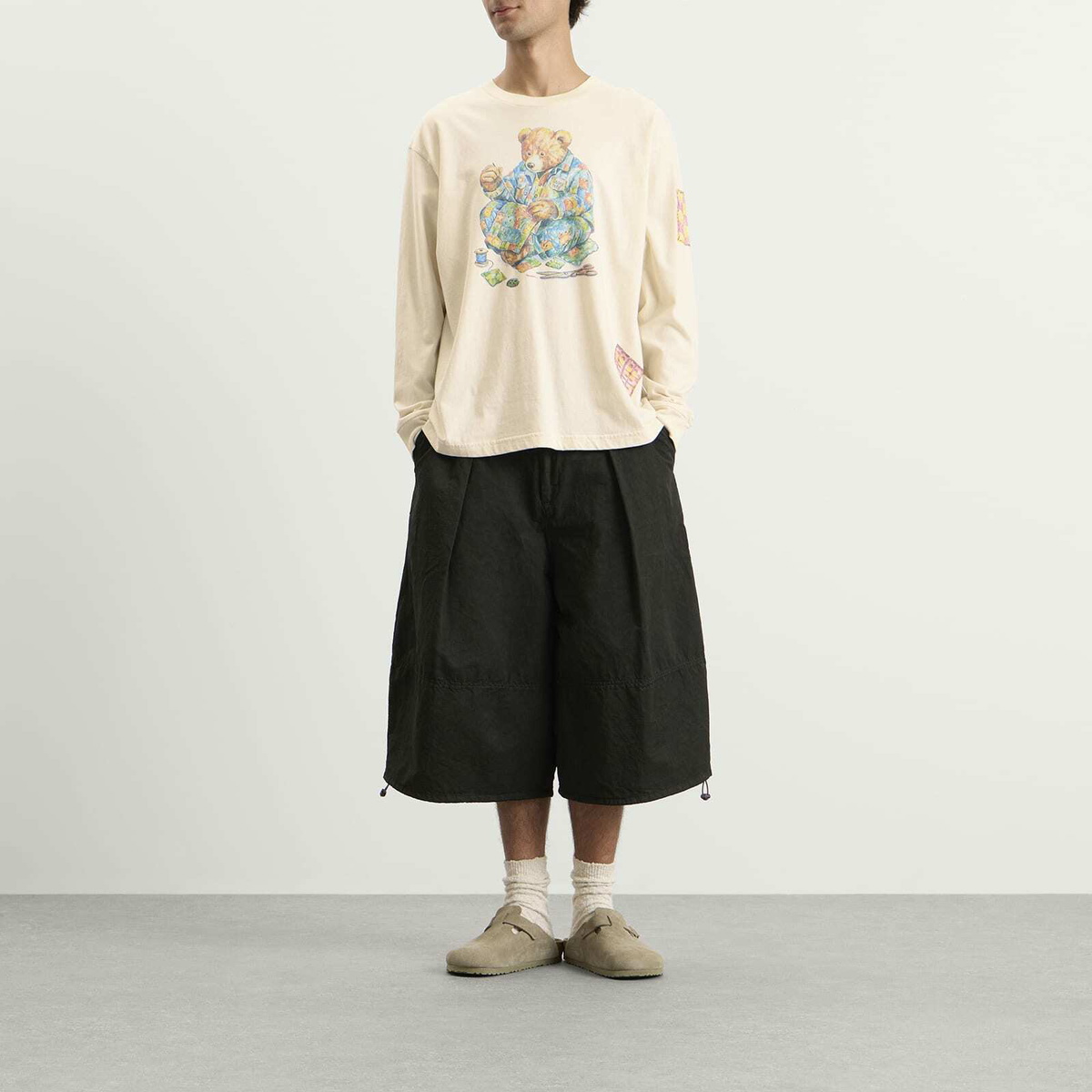 Story mfg. Men's Grateful Long Sleeve T-Shirt in Ecru Patchwork Bear
