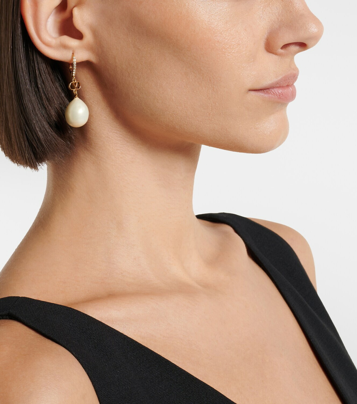 Valentino VLogo faux pearl drop earrings
