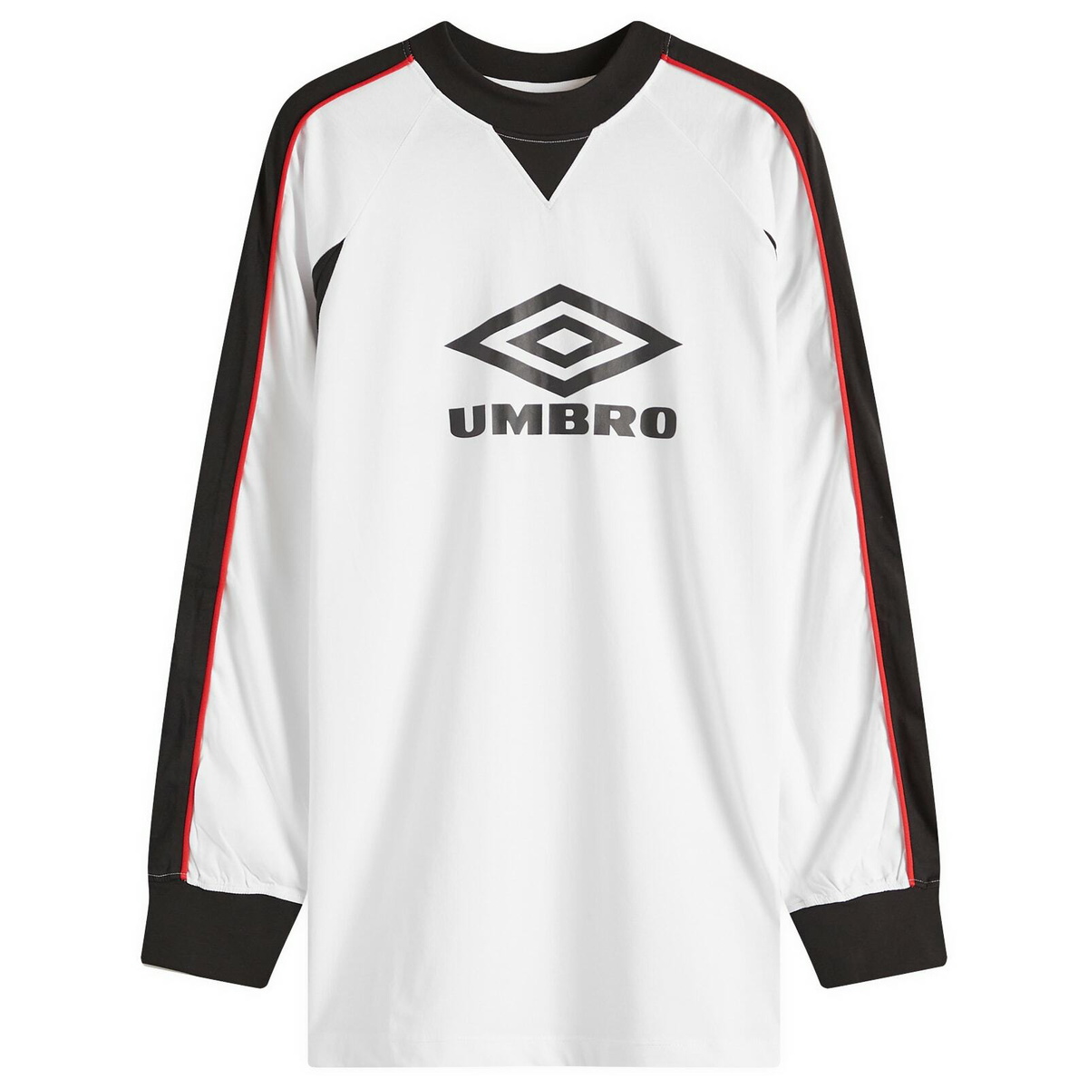 Umbro Panelled Long Sleeve Football Jersey in Brillant White