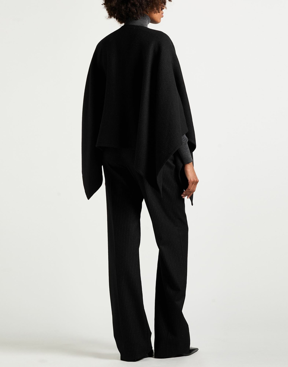 Max Mara Womens Cape in Black