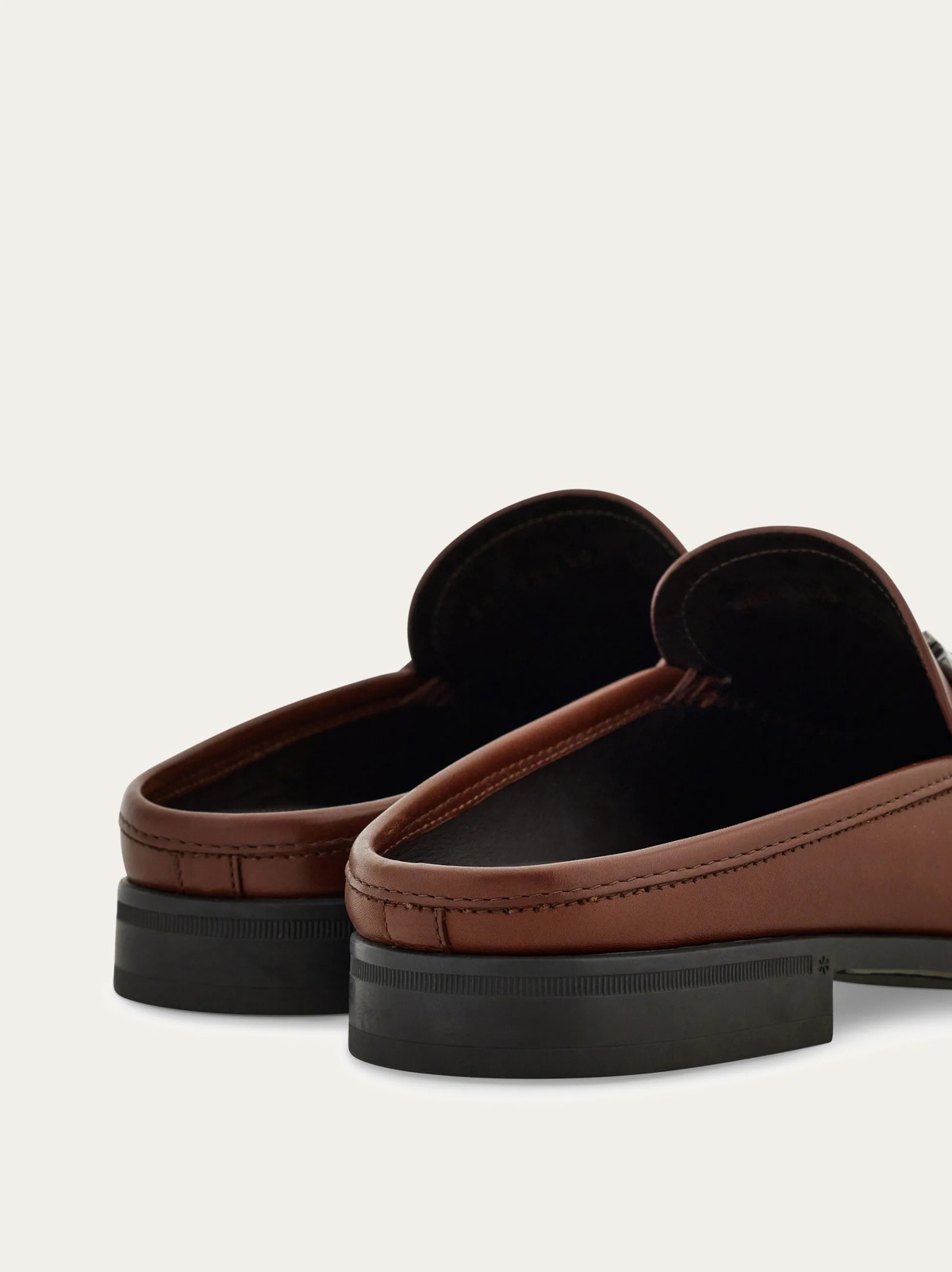 Ferragamo Mens Gancini ornament mule in Brown