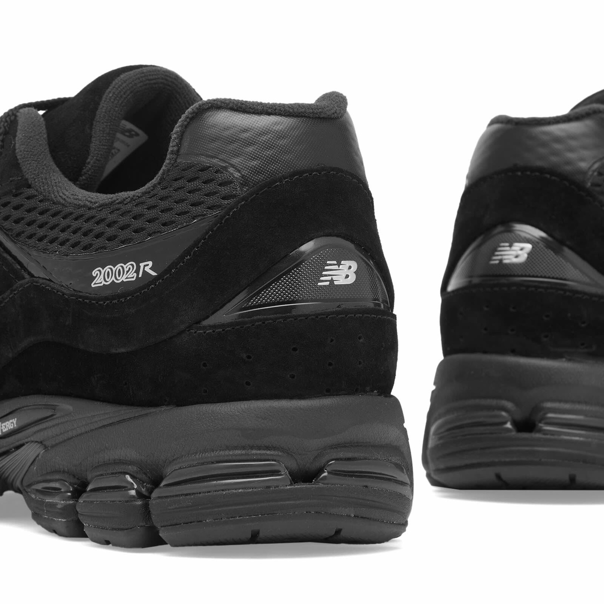 New balance ☆ M2002WB ‘Black’ New Balance M2002WB in Black New Balance