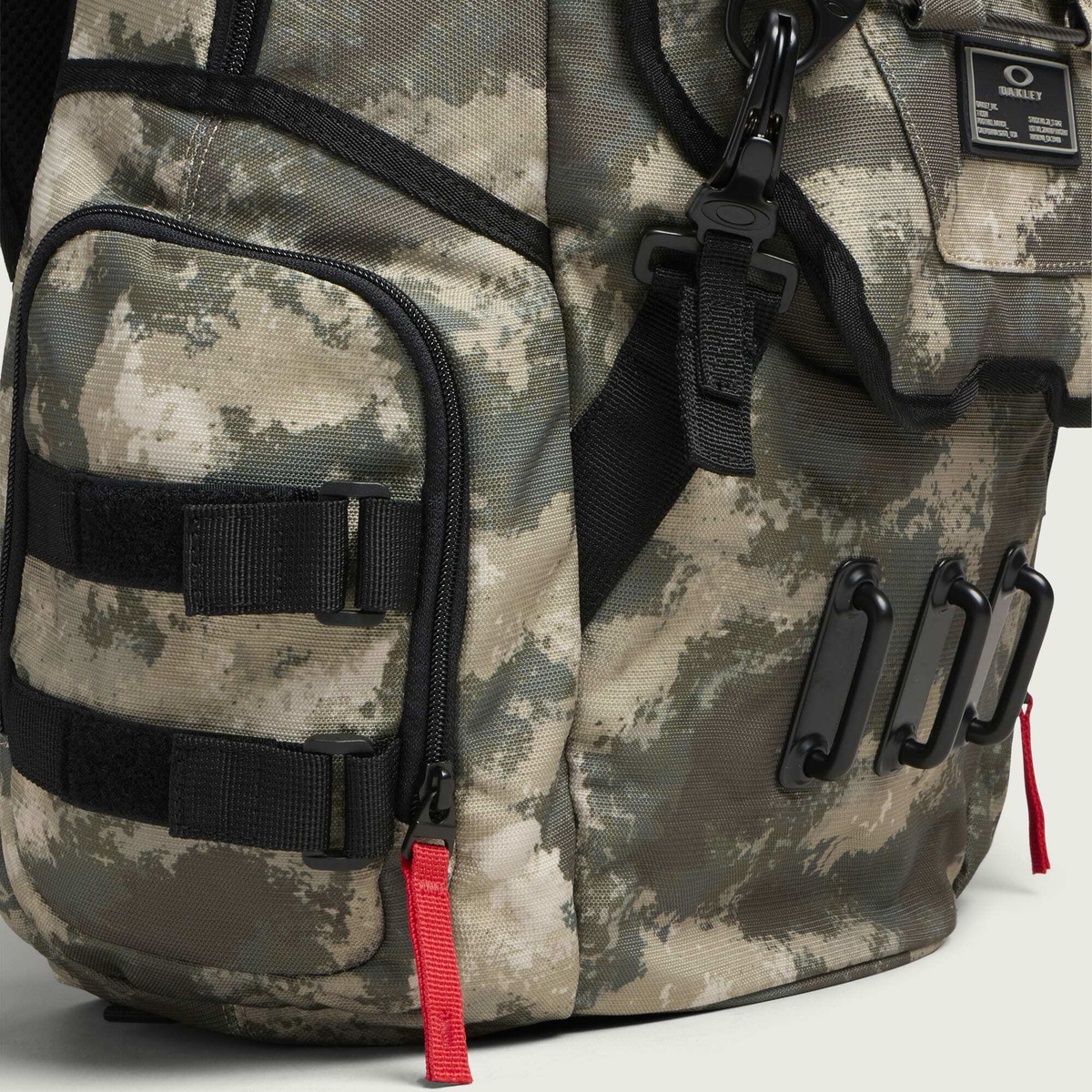 Oakley Men's Bathroom Sink RC Backpack in Off-Slope Camo Green