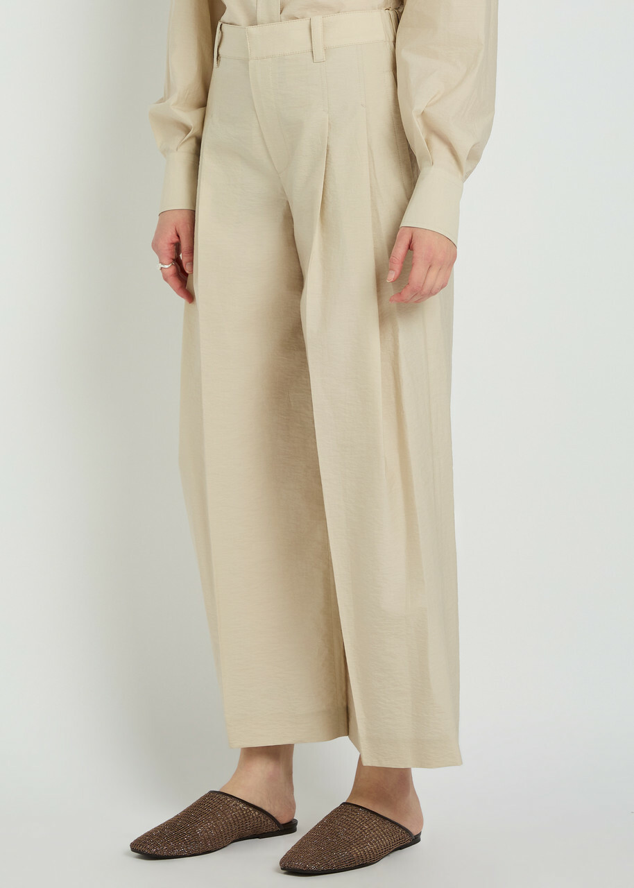 Brunello Cucinelli Crinkled Cotton-blend Trousers Beige