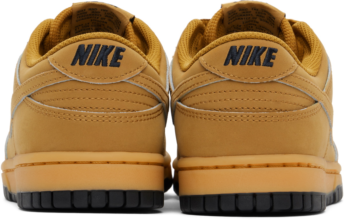 nike san tan shoe