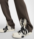 Rick Owens - x Converse DRKSHDW TURBODRK teddy sneakers