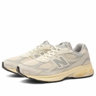 New Balance 2010 Presented by END. Sneaker in Moonbeam