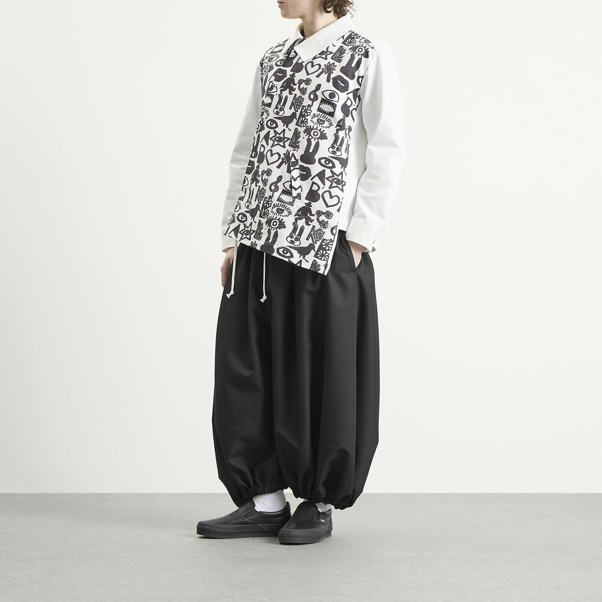 Comme des Garçons Men's Balloon Fit Trousers in Black