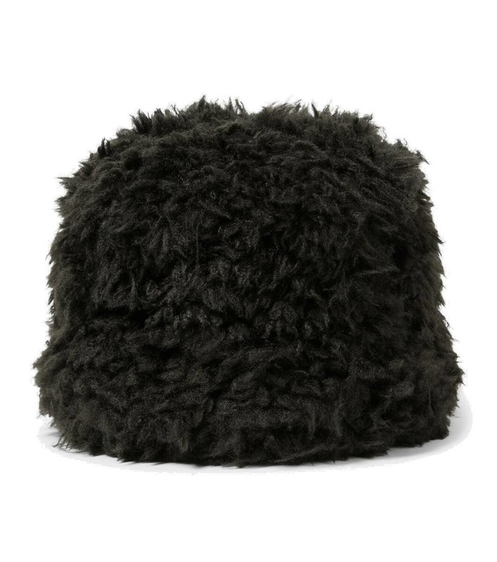 Photo: Goldbergh Bird faux fur bucket hat