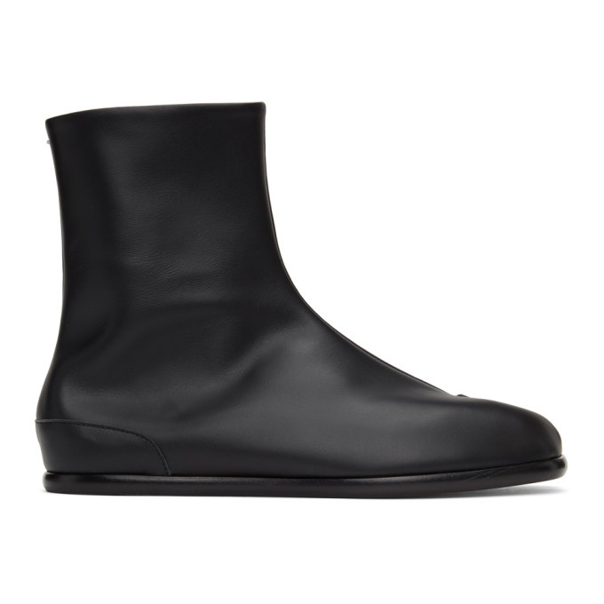 Photo: Maison Margiela Black Flat Tabi Boots