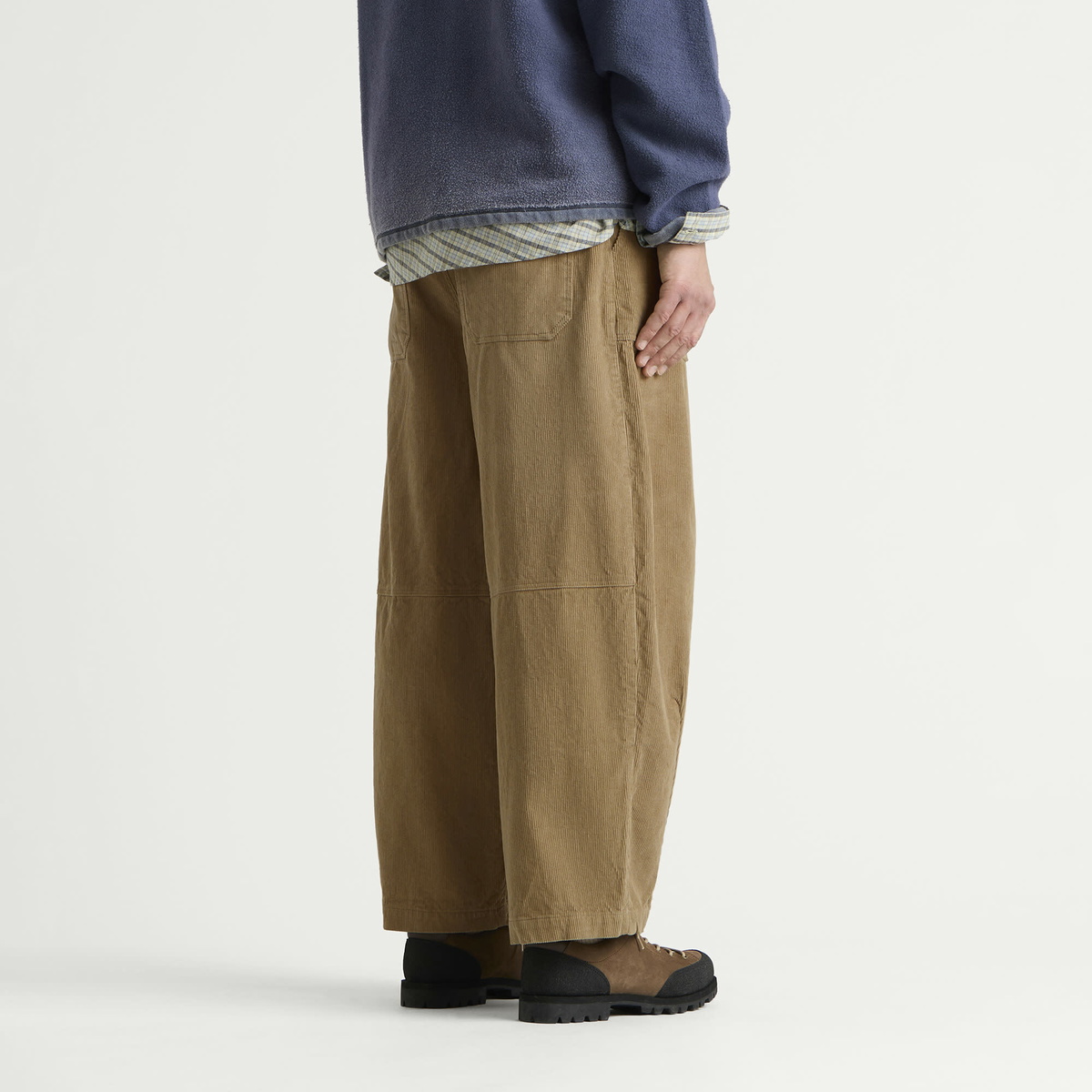 FrizmWORKS Men's Corduroy Balloon Pants in Beige
