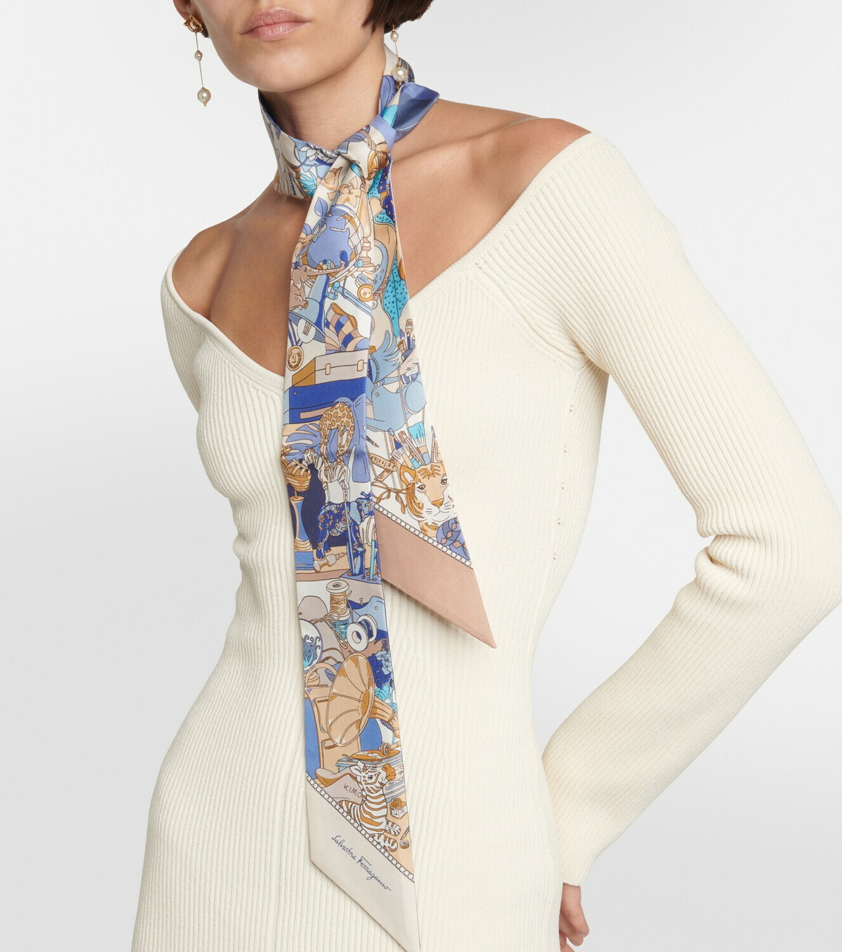 【関税&送料込】Ferragamo Silk Scarf Madras Print India print silk scarf - Women | Ferragamo