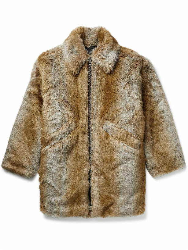Photo: Monitaly - Inuit Faux Fur Coat - Brown