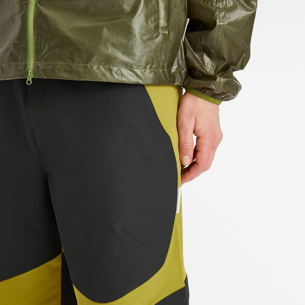 Purple Mountain Observatory Men's Terrain Shorts in Black/Olive