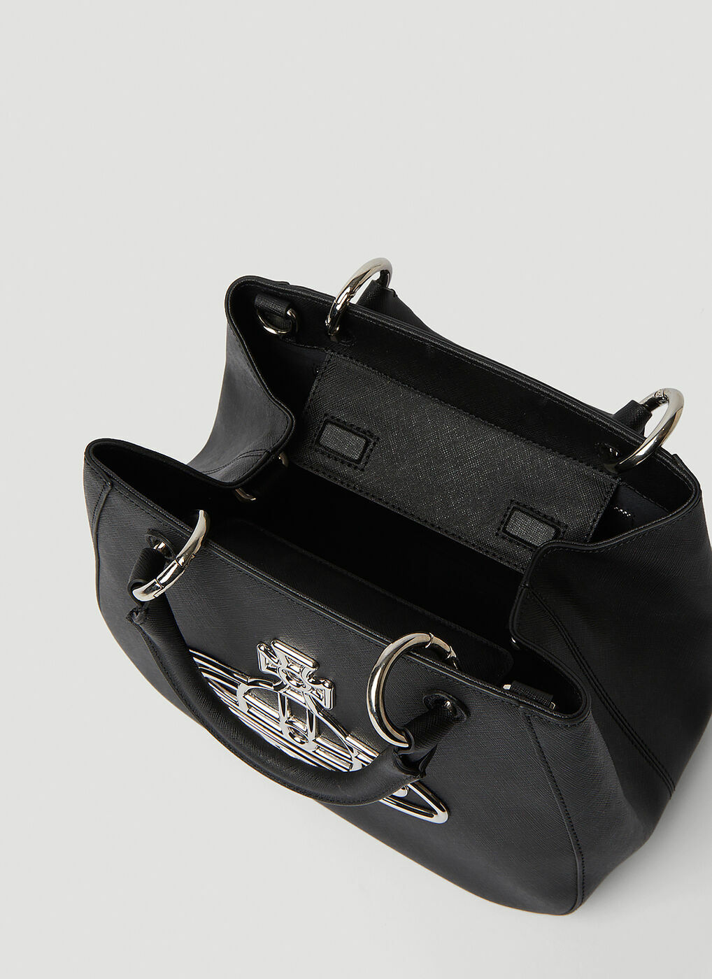 【Vivienne Westwood】Drawstring Shoulder Bag ★送料関税込★ Vivienne Westwood Hobo Bag Black Shoulder bag Nylon Inner