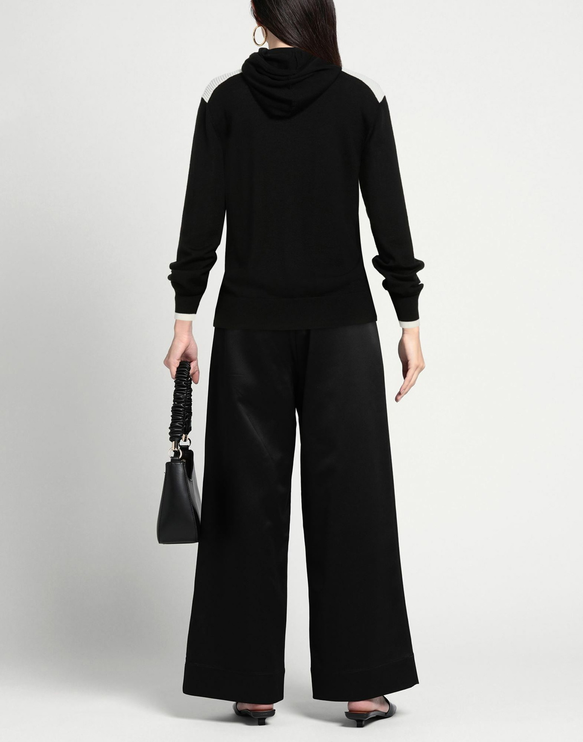 Erin Snow Womens Sweater in Black