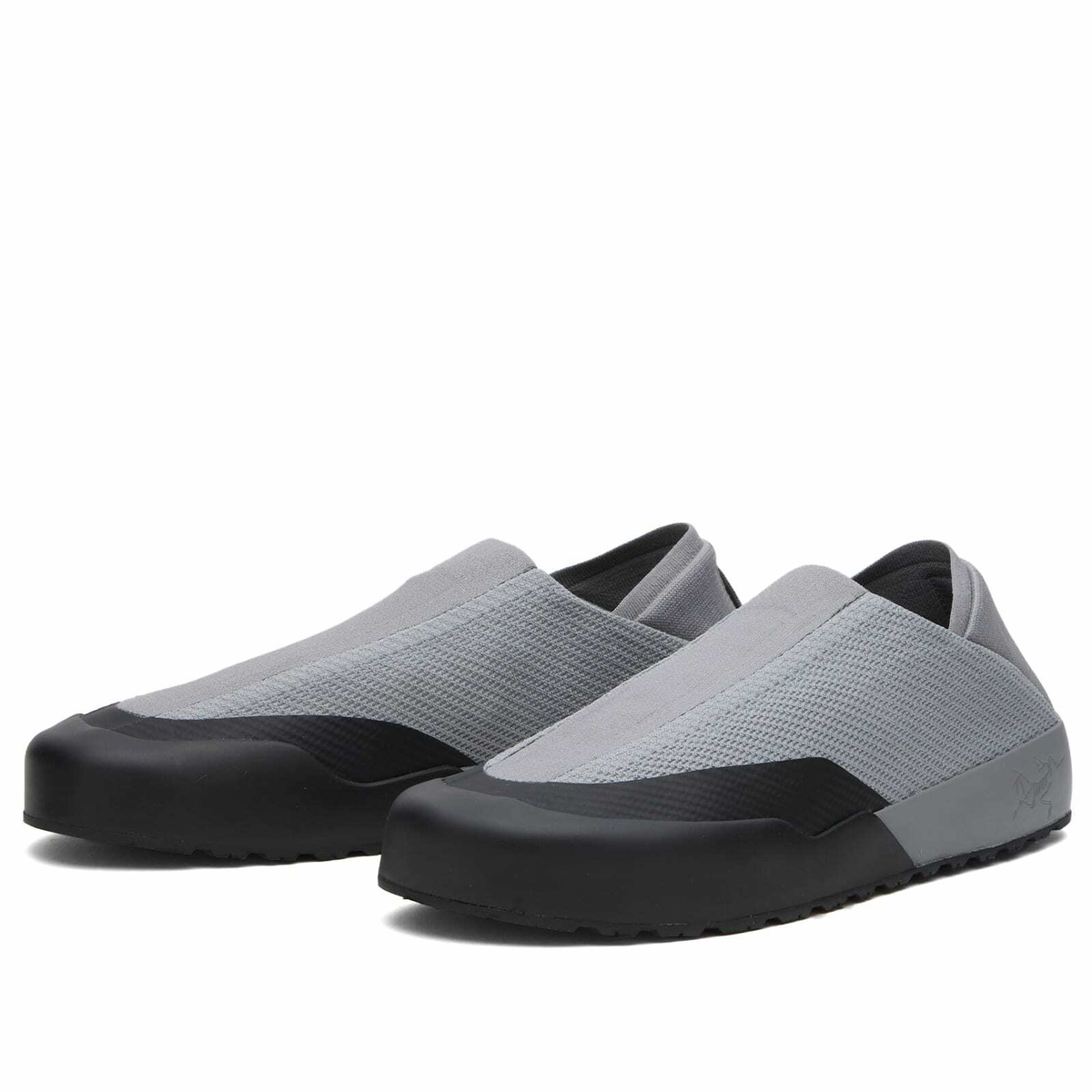 Arc'teryx Men's Kragg Sneakers in Void/Black