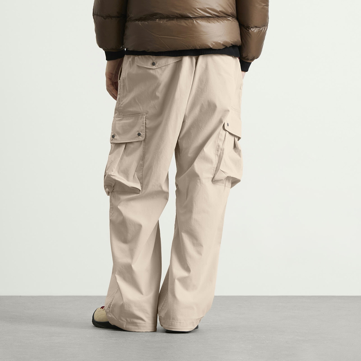 NANGA Men's Hinoc Ripstop Field Cargo Trousers in Light Grey