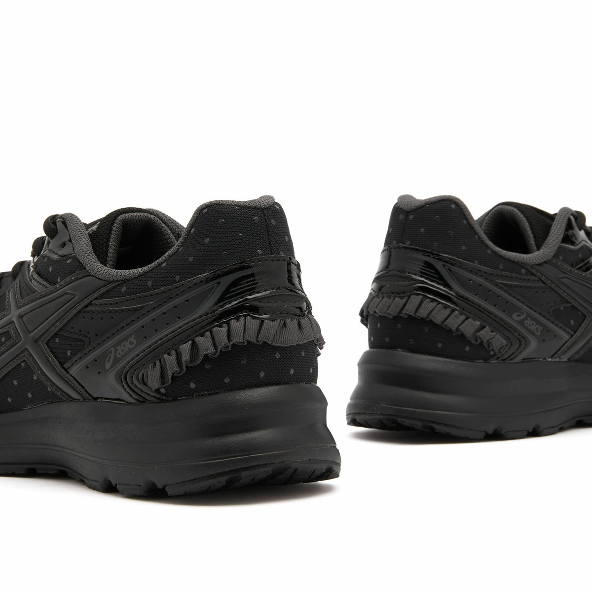 Asics Jog 100s Sneaker in Black