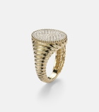Yvonne Léon Chevalière Ovale 9kt gold ring with diamonds