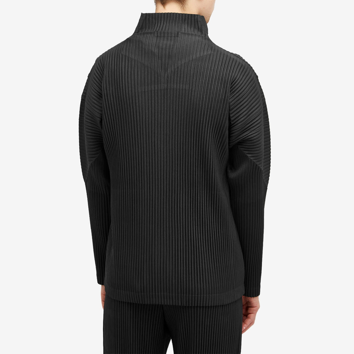Homme Plissé Issey Miyake Men's Pleated Zip Up Cardigan in