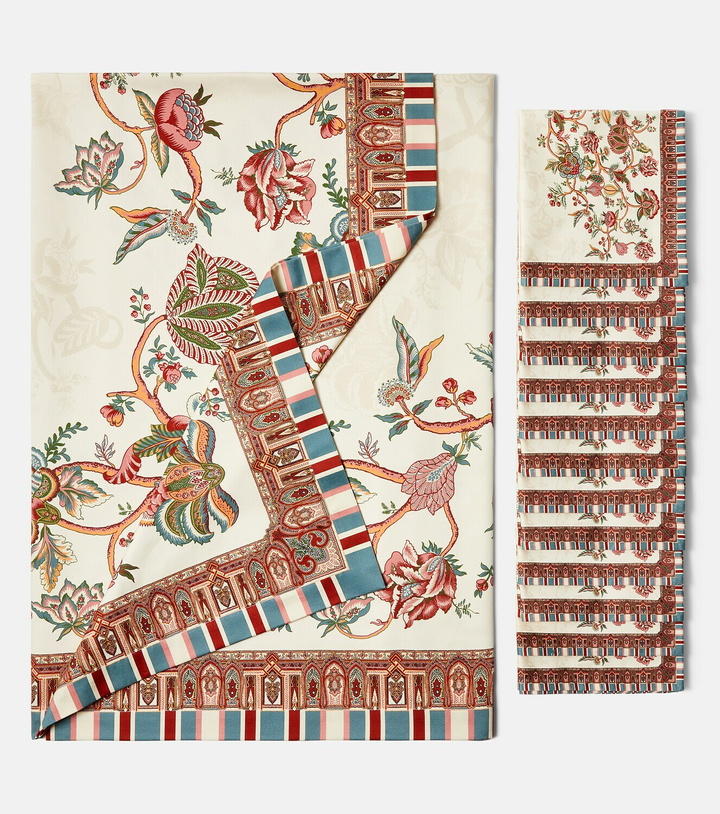 Photo: Etro Fleur printed cotton tablecloth and napkins set