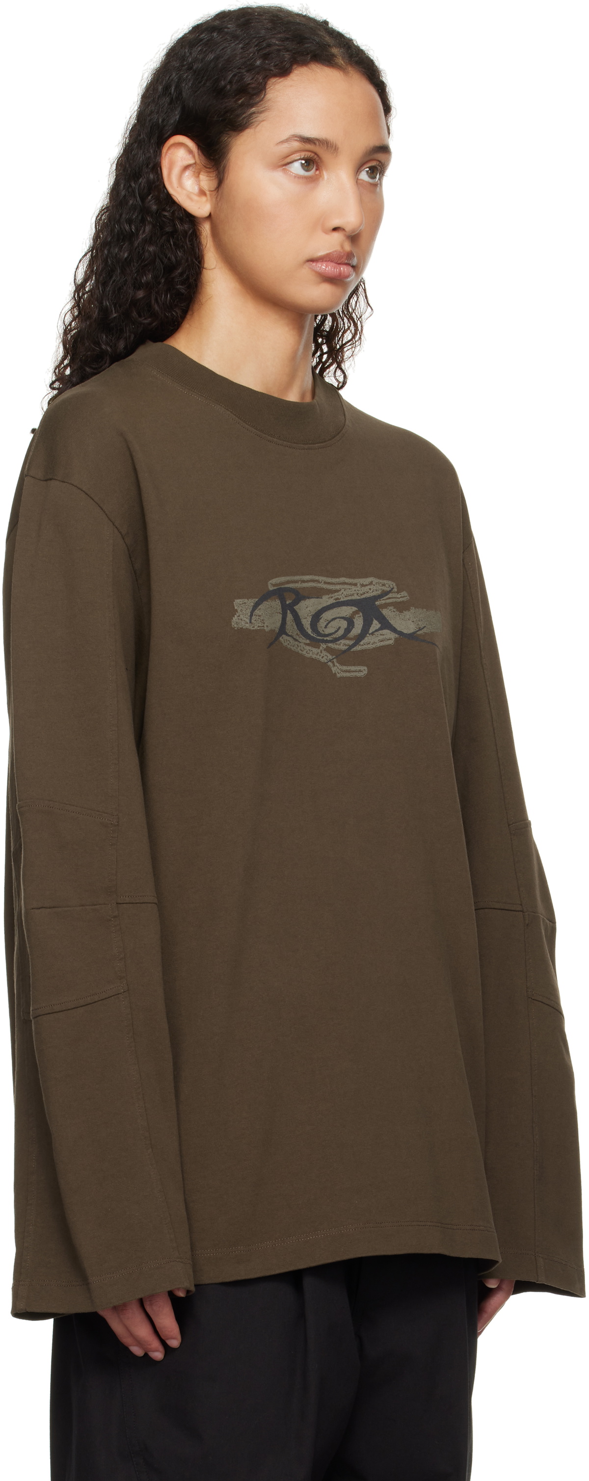 ROA Brown Long Sleeve Graphic T-shirt