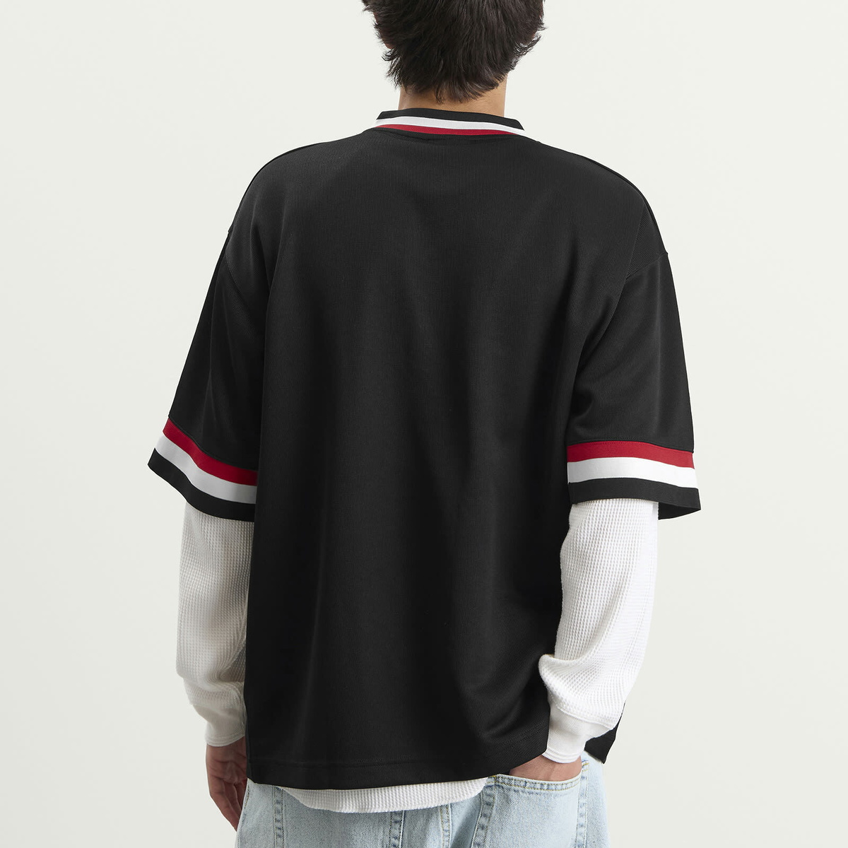 ICECREAM Men's College V Neck Sports Jersey in Black