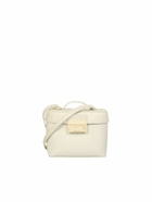 Combinando Praticitã  E Stile Gia Borghini Presenta Questa Tote Bag Caratterizzata Da Una Silhouette Squadrata