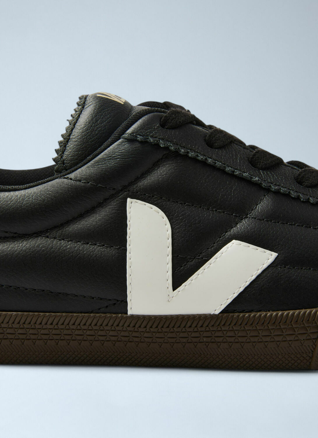 Veja Panenka Sneakers