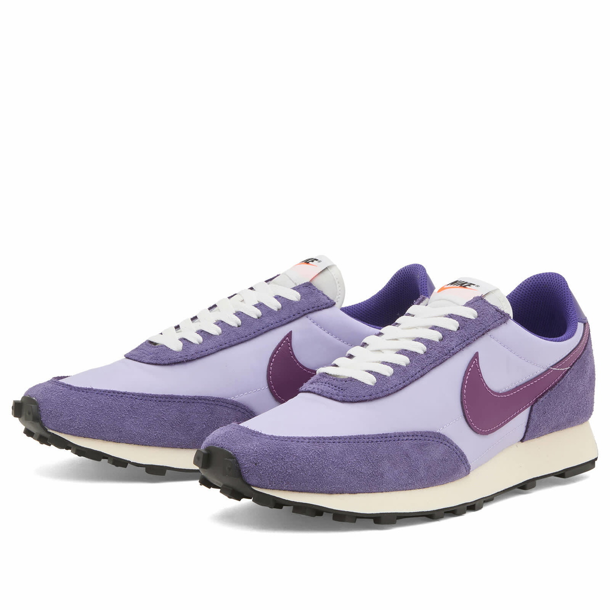 Nike Men's Daybreak Sp Sneaker in Field Purple/Viotech
