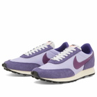 Nike Men's Daybreak Sp Sneaker in Field Purple/Viotech