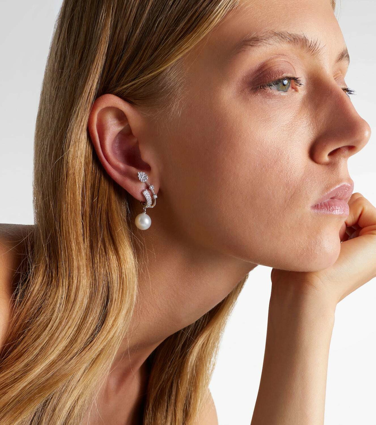 Yeprem Pearlescent 18kt gold clip earrings with diamonds and pearls
